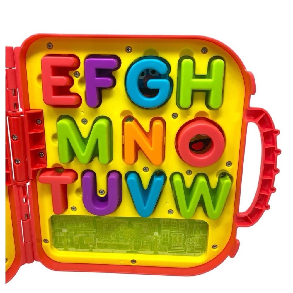 Sesame Street Elmo On The Go Letters Alphabet Learning Carry Case 2014 Hasbro - Picture 4 of 8